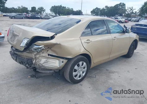 2011 Toyota Camry Le z USA, uszkodzony, nr VIN 4T1BF3EKXBU166147